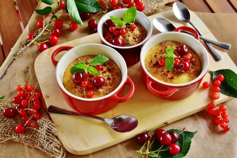 Creme Brulee formar är ett av många exempel på husgeråd